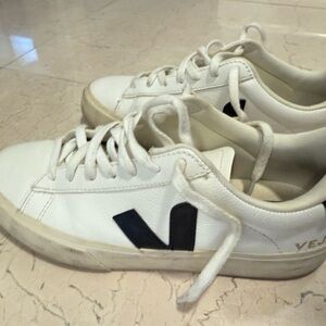 Veja White and Black Casual Sneakers